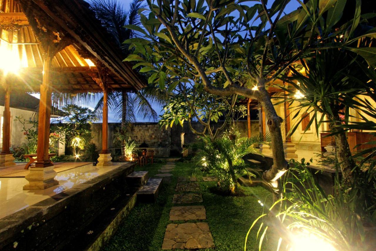 Sari House Ubud - Balinese Style Homestay Dış mekan fotoğraf